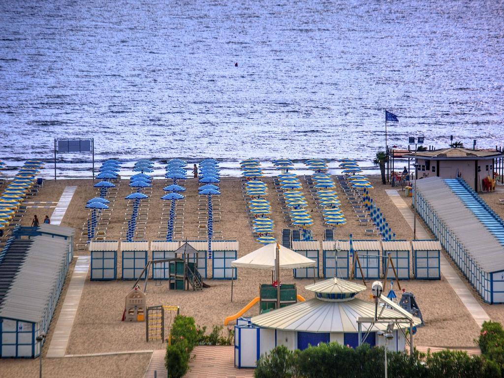 Hotel Le Tegnue Sottomarina Buitenkant foto